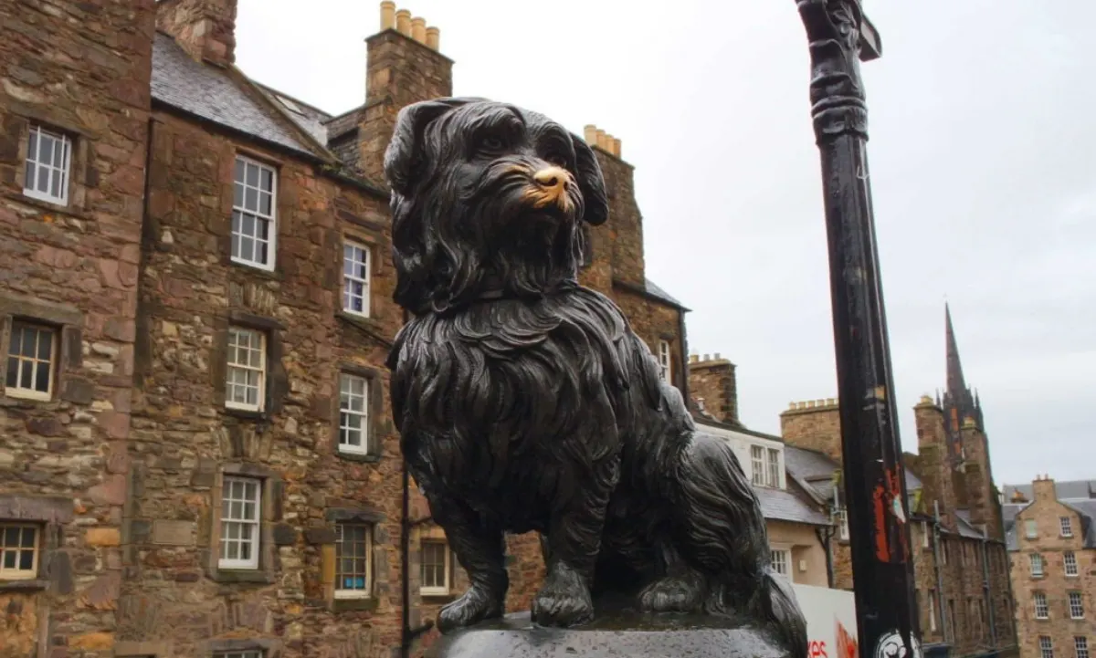Greyfriars Bobby: el perro que nunca se fue (y otros héroes de cuatro patas)
