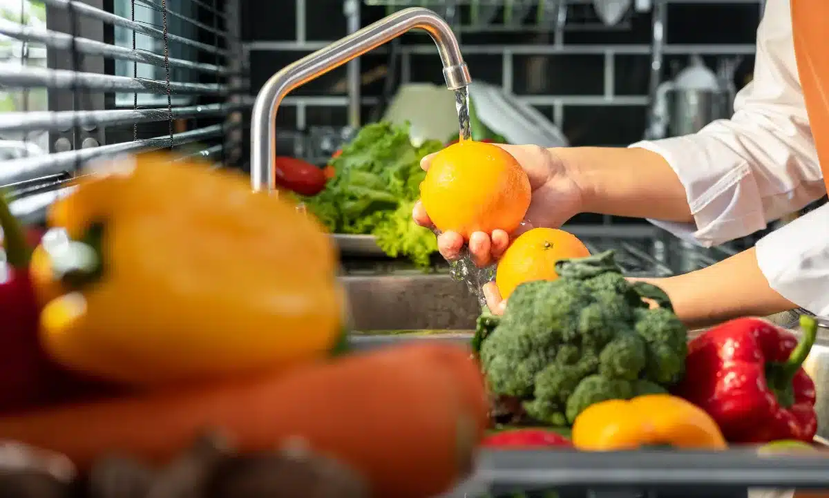 por que no lavar tus frutas y verduras con jabón para trastes