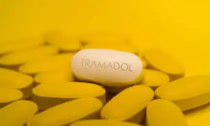 tramadol y efectos secundarios al tomarlo