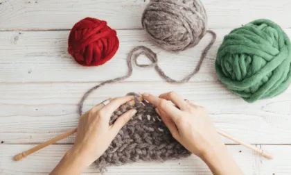 Menos pantallas, más calma. Los pasatiempos análogos ayudan a reducir el estrés y mejorar la salud mental.